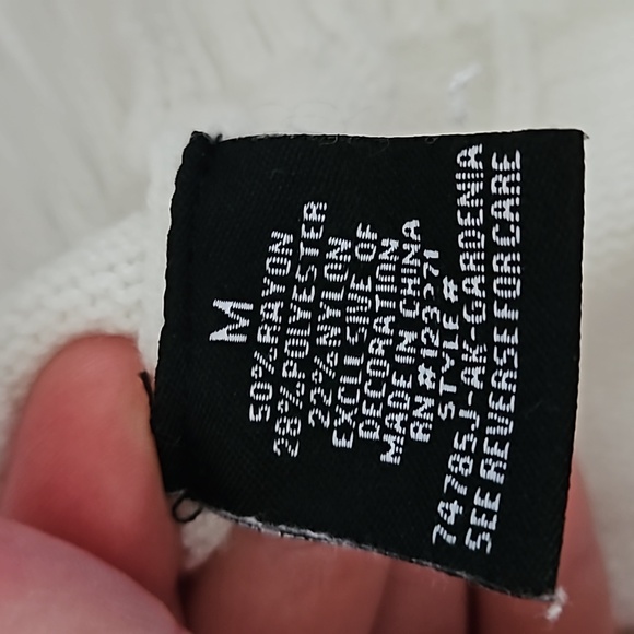 Forever 21 New York cable knit oversized sweater - Picture 5 of 5